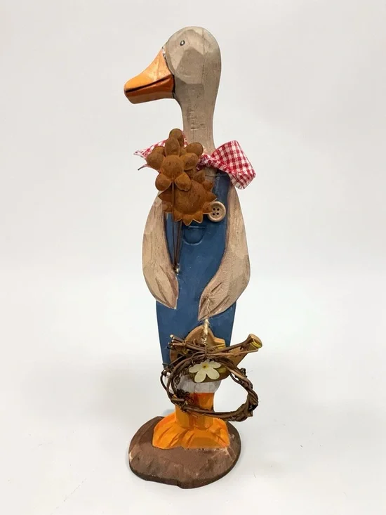 Vintage Wood Carved Goose Freestanding 12” Figure Duck W/Basket Statue Rare Find - Picture 5 of 16